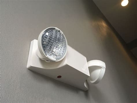 osha emergency light mount